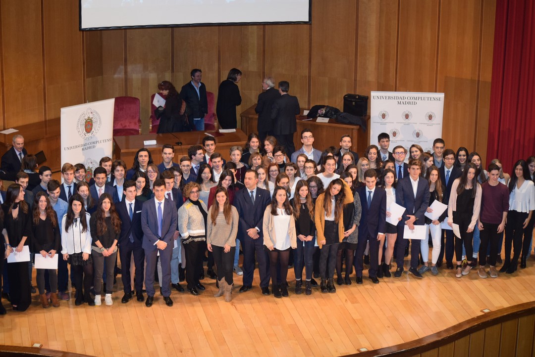 Alumnos Mejores Notas PAU 2016 - Fundación Tajamar