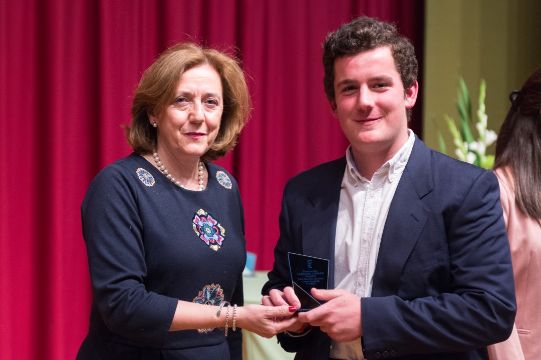 Gala De Premios Del Concurso Literario: Fotos, Vídeo Y Libro Con Los Relatos